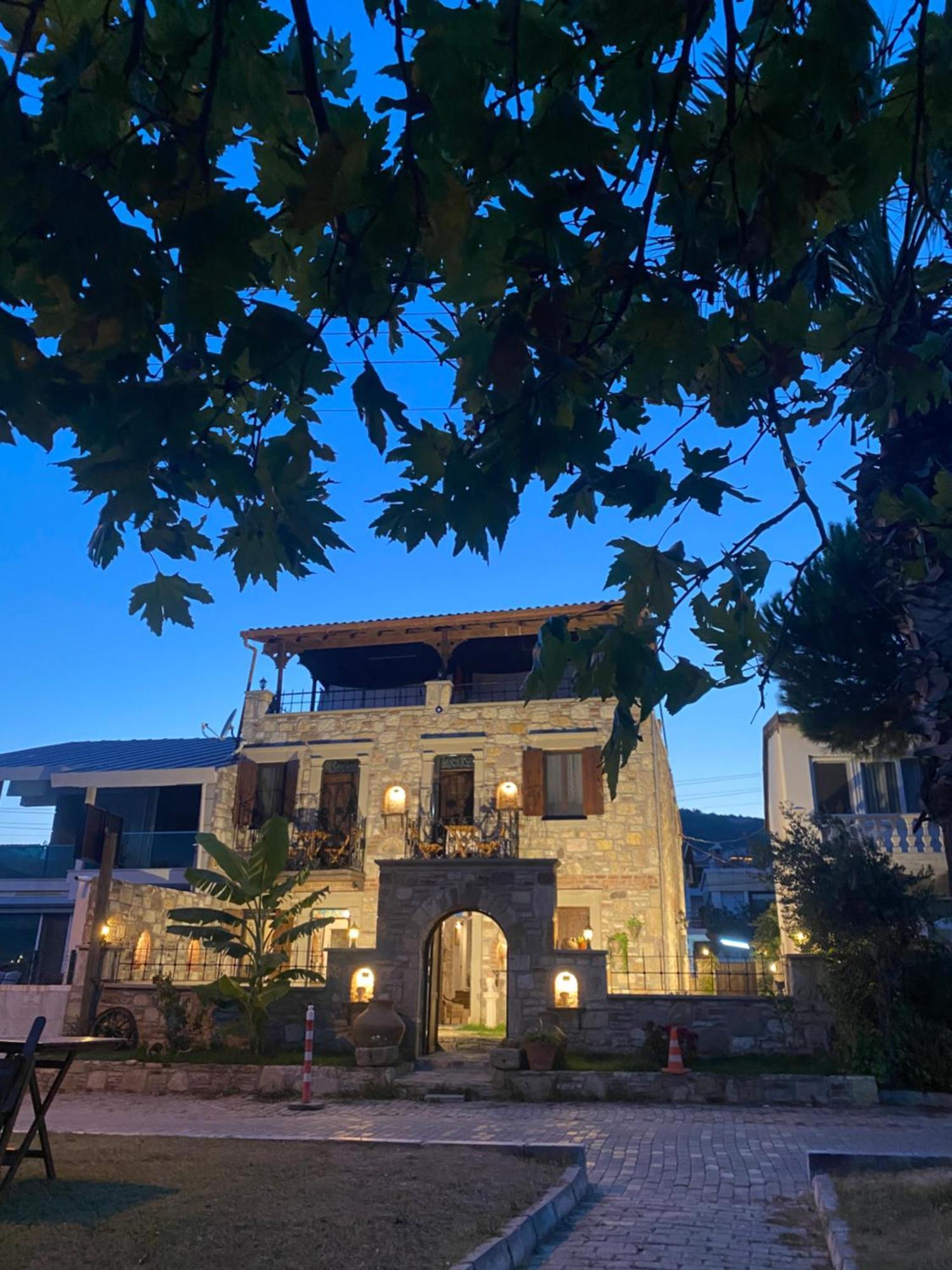 Ionia Liberty Stone Hotel โฟชา ภายนอก รูปภาพ