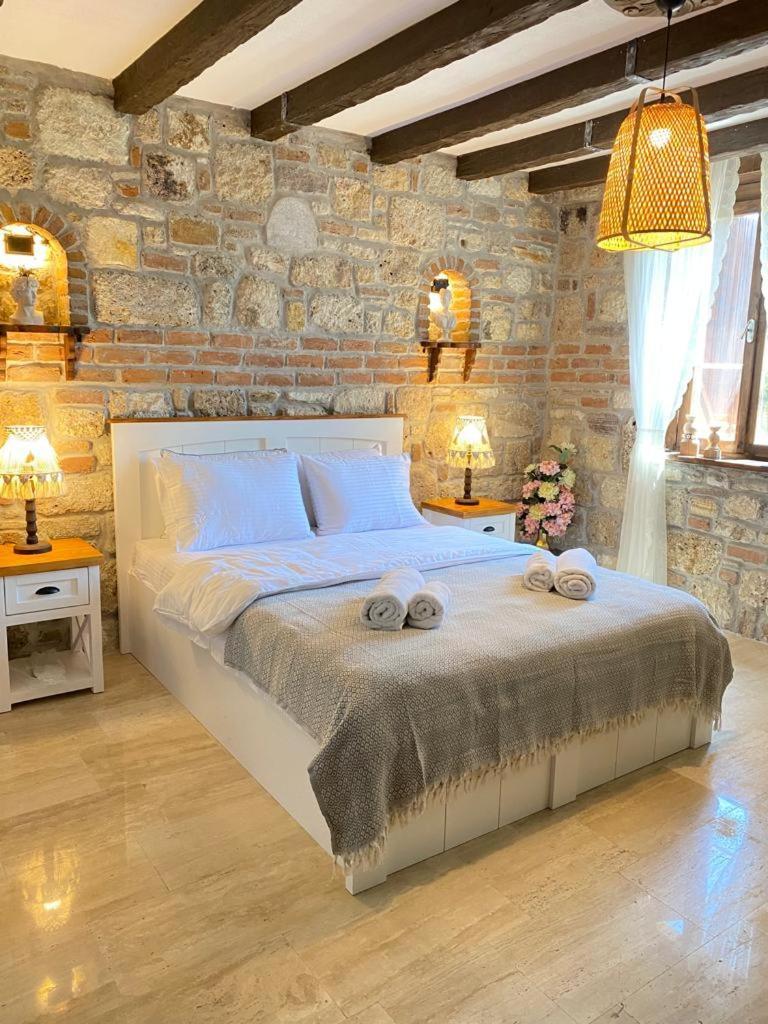 Ionia Liberty Stone Hotel โฟชา ภายนอก รูปภาพ